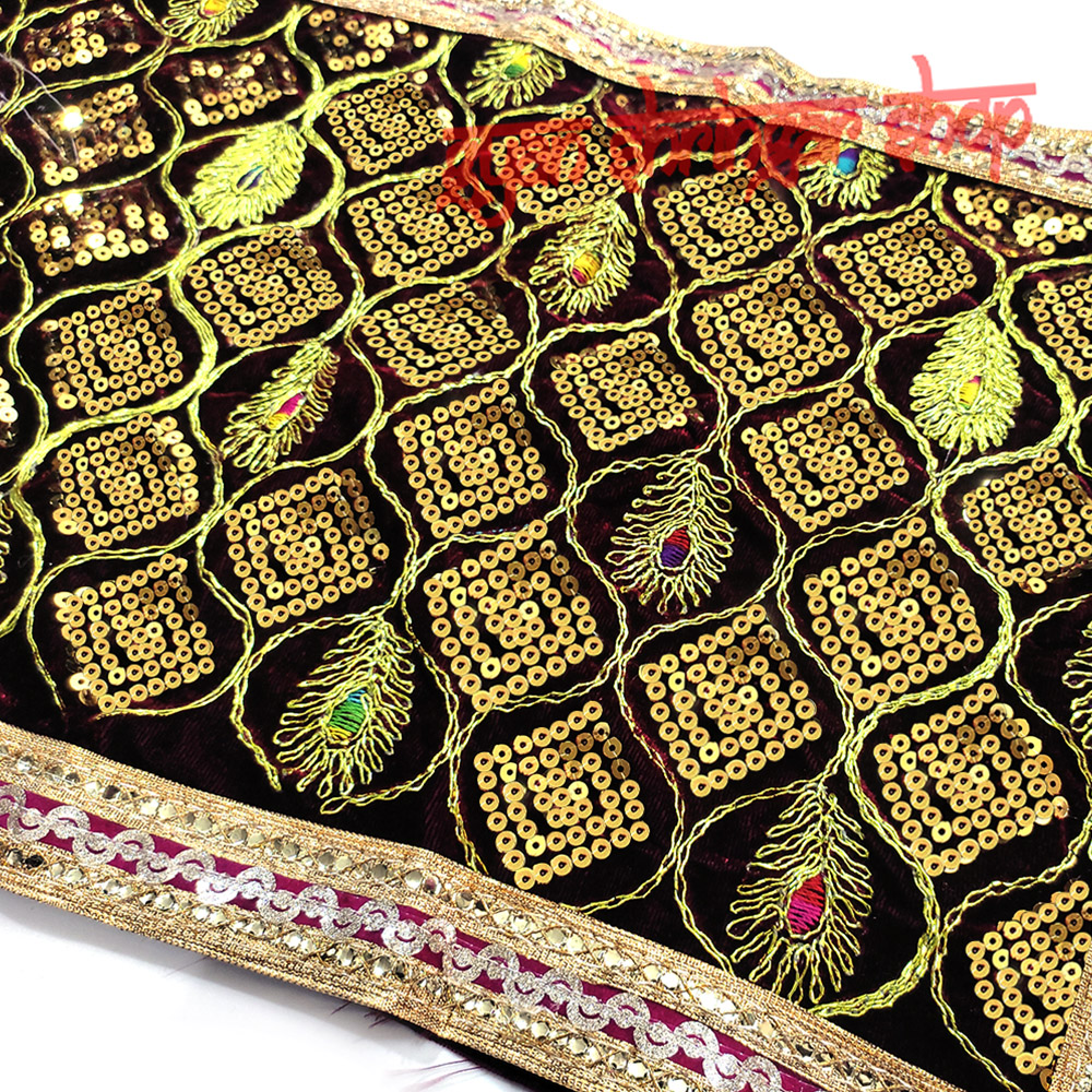 Hand Embroidered Maroon Velvet Chunri