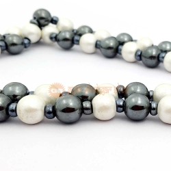 Magnet Moti Mala - White & Black