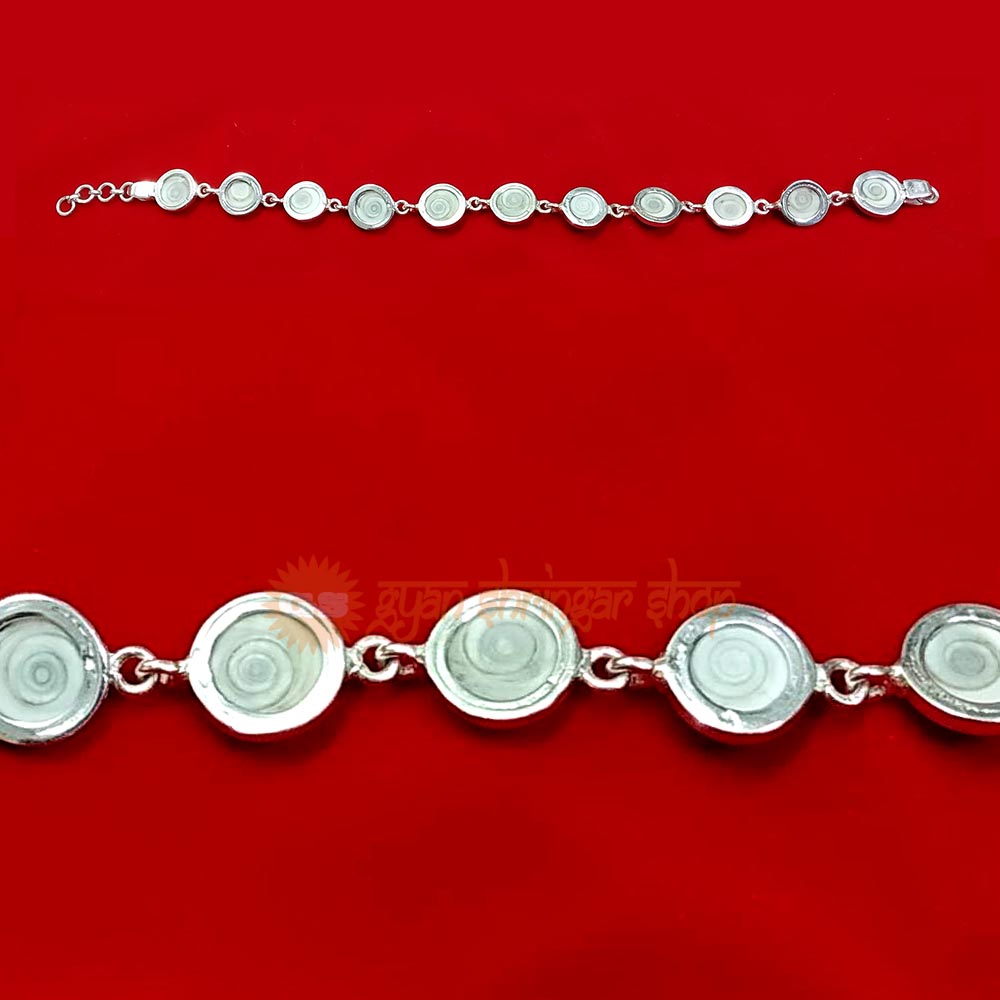 Gomti Chakra bracelet with Crystal beads in pure silver — Devshoppe